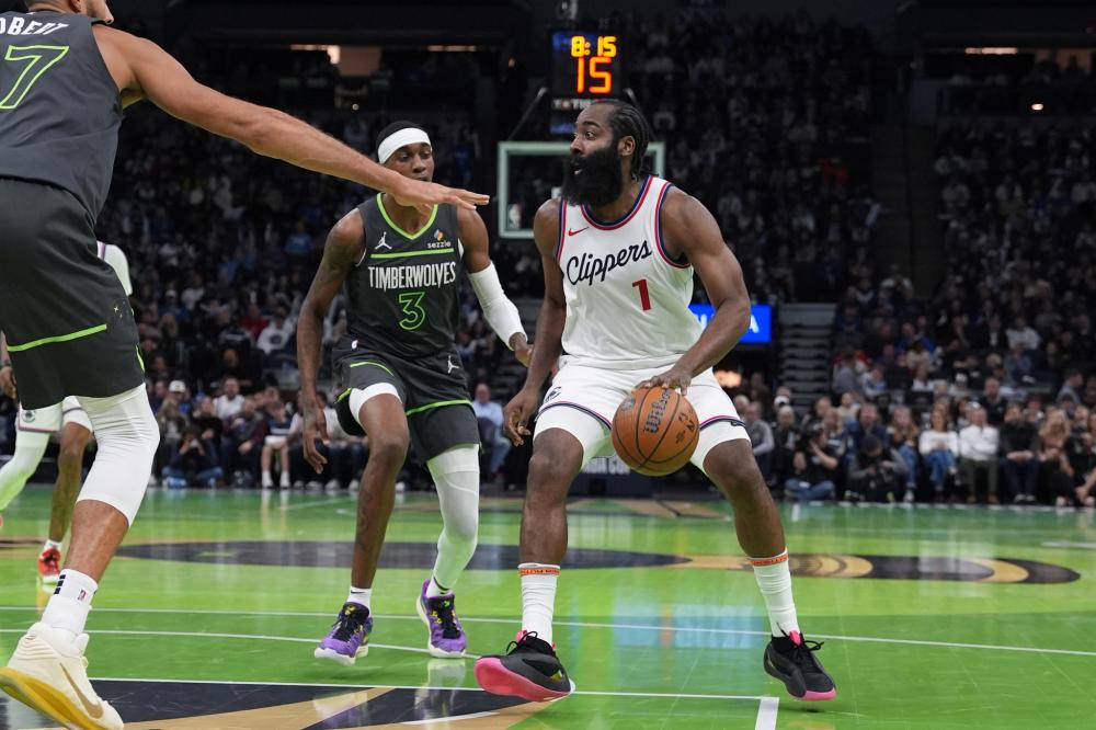 凭借出色的 凭借出色的